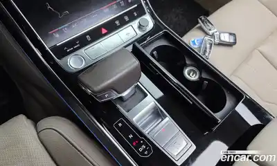 Audi A8 2018 3.0 гидро в Москве № 196546, миниатюра 9