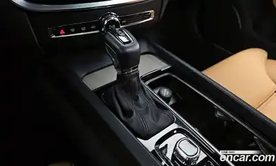 Volvo V60 2020 2.0 гидро в Москве № 196936, миниатюра 9