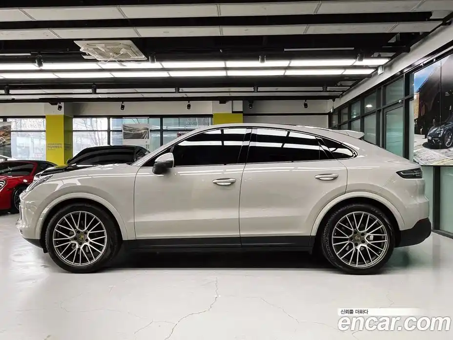 Porsche Cayenne 2022 3.0 гидро в Москве № 197246, фото 17