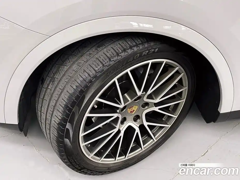 Porsche Cayenne 2022 3.0 гидро в Москве № 197246, фото 5