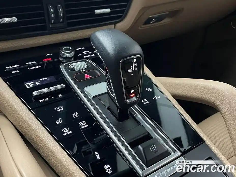 Porsche Cayenne 2022 3.0 гидро в Москве № 197246, фото 9
