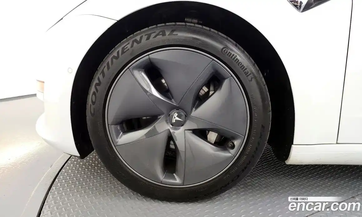 Tesla Model 3 2019 0.2 гидро в Москве № 198622, фото 5