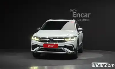 Volkswagen Tiguan 2023 2.0 гидро в Москве № 198934, миниатюра 3