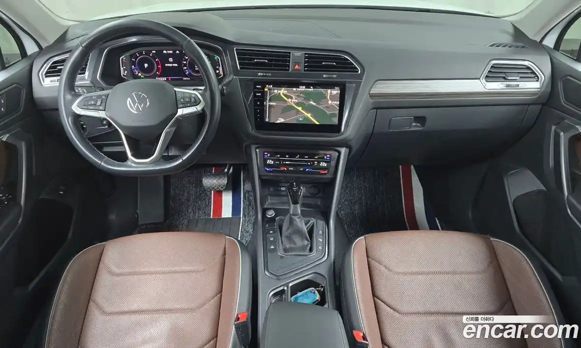 Volkswagen Tiguan 2023 2.0 гидро в Москве № 198934, фото 7