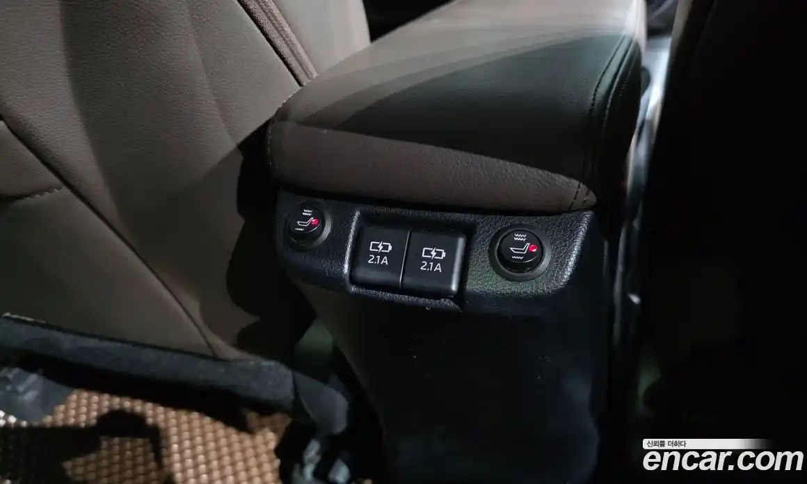 Toyota Prius 2021 1.8 гидро в Москве № 199613, фото 17