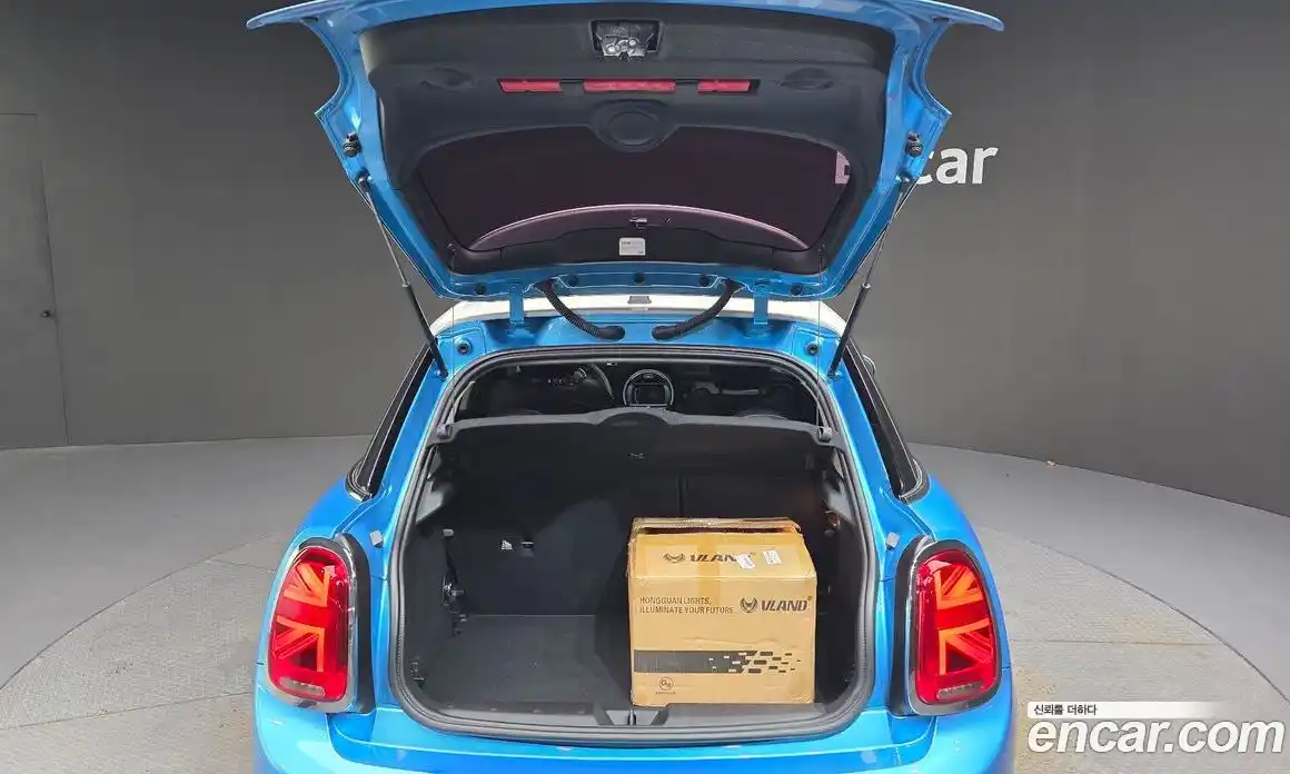 Mini Cooper 2017 1.5 гидро в Москве № 205335, фото 20