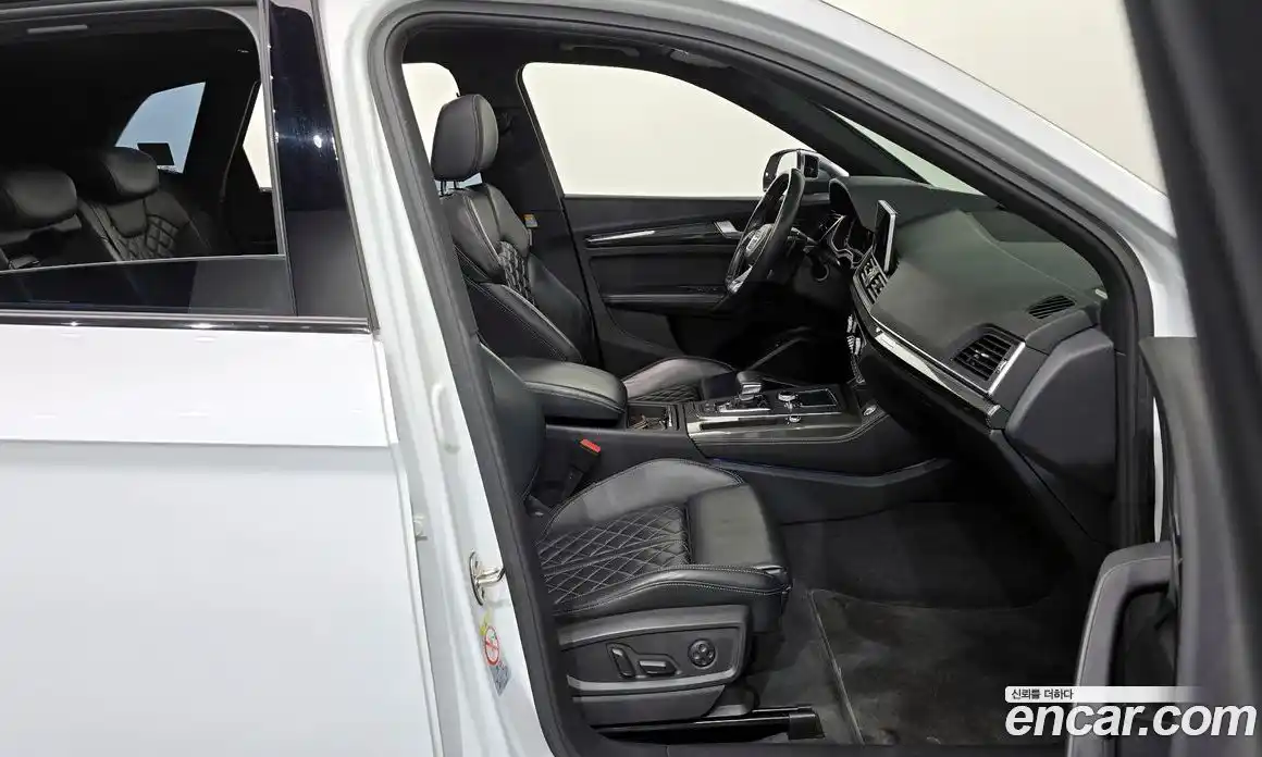 Audi SQ5 2020 3.0 гидро в Москве № 212389, фото 11