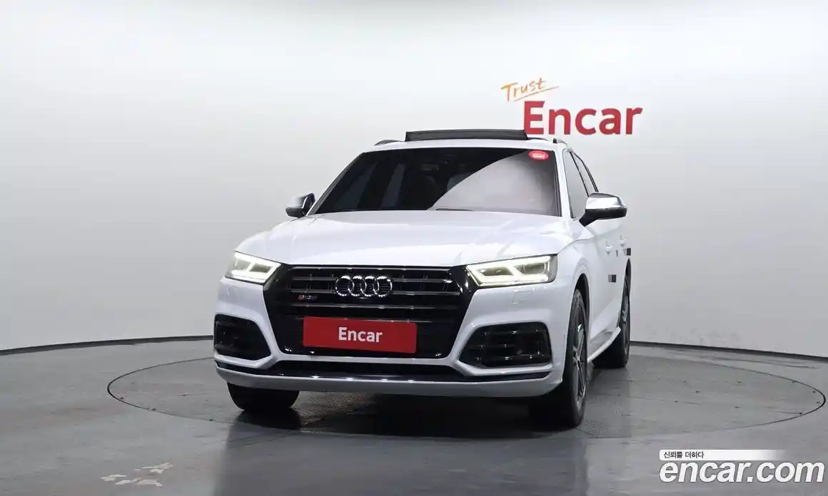 Audi SQ5 2020 3.0 гидро в Москве № 212389, фото 3