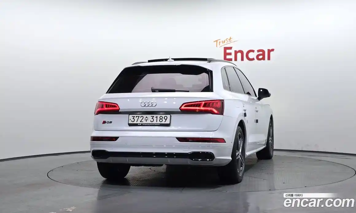 Audi SQ5 2020 3.0 гидро в Москве № 212389, фото 4