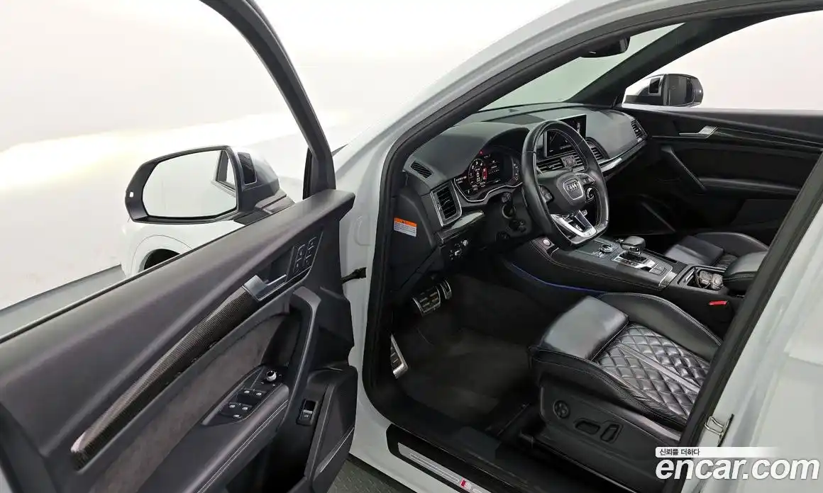 Audi SQ5 2020 3.0 гидро в Москве № 212389, фото 10
