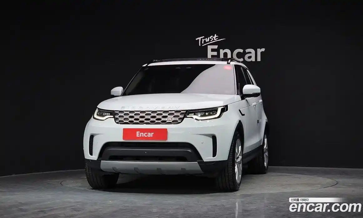 Land Rover Discovery 2023 2.0 гидро в Москве № 213417, фото 3