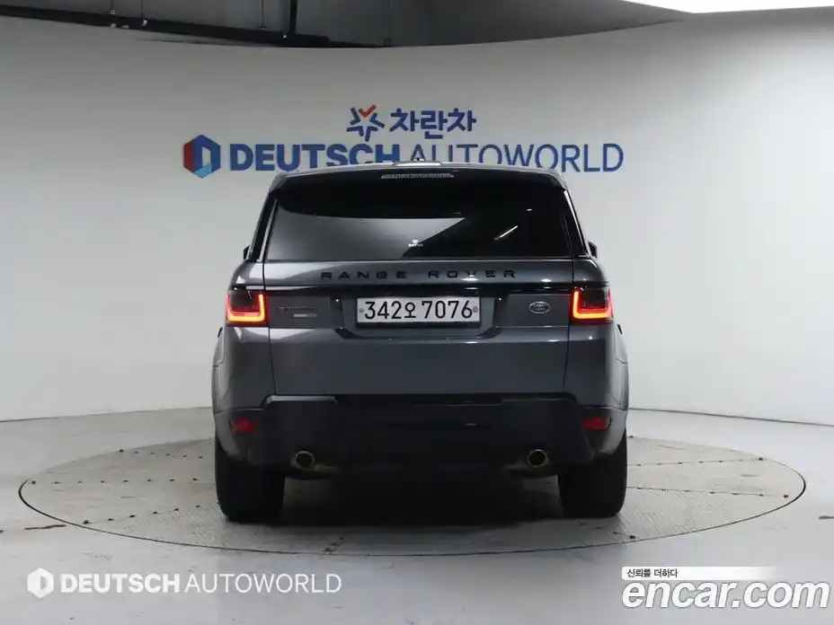 Land Rover Range-Rover Sport 2014 3.0 гидро в Москве № 213475, фото 4