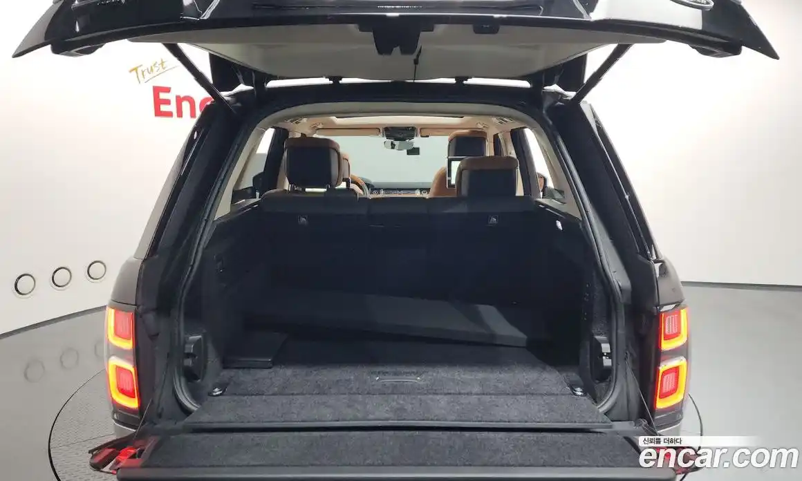 Land Rover Range-Rover 2021 5.0 гидро в Москве № 213645, фото 20