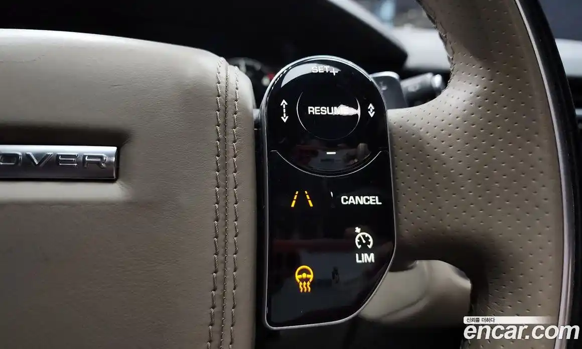 Land Rover Range-Rover Velar 2018 3.0 гидро в Москве № 213674, фото 13