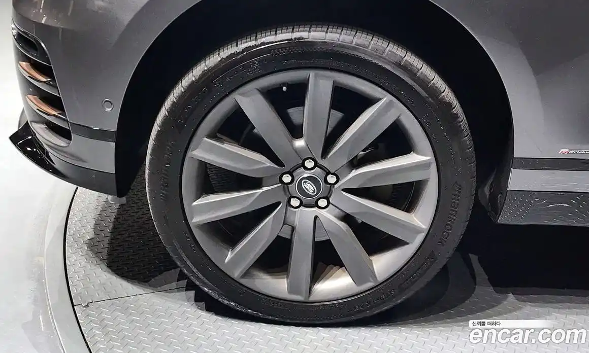 Land Rover Range-Rover Velar 2018 3.0 гидро в Москве № 213674, фото 5