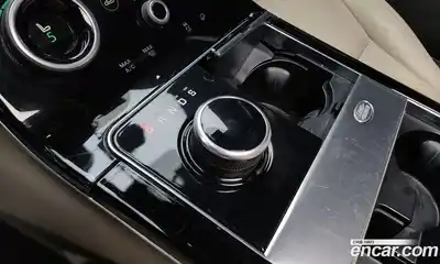 Land Rover Range-Rover Velar 2018 3.0 гидро в Москве № 213674, миниатюра 9