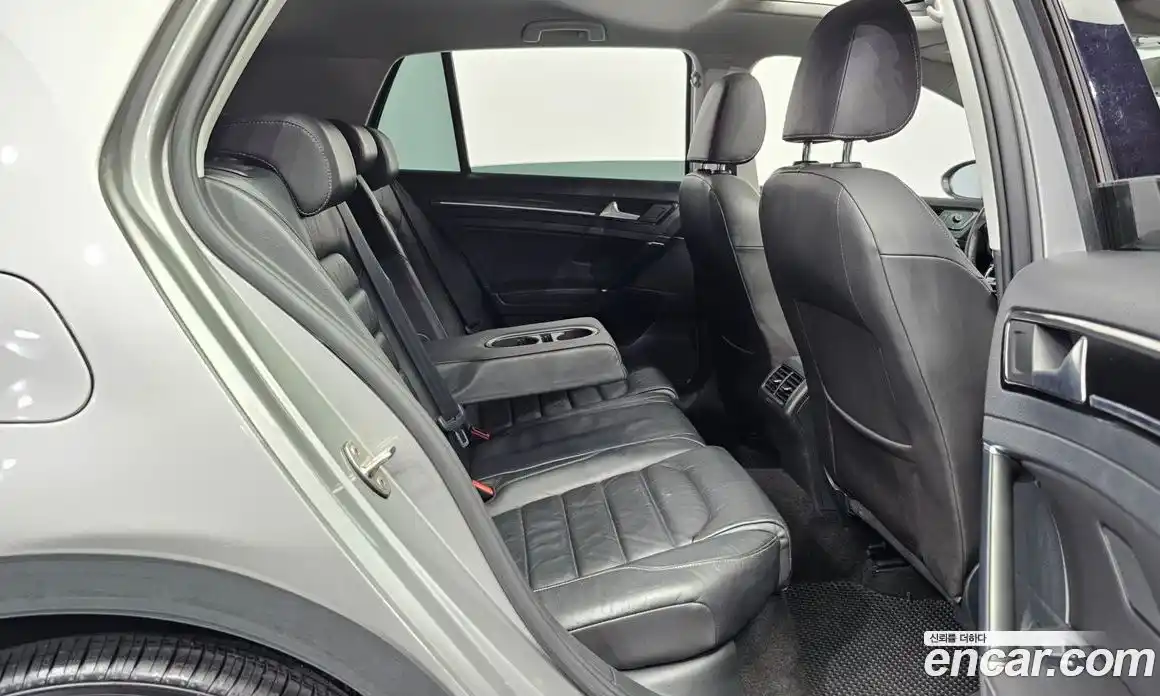 Volkswagen Golf 2015 2.0 гидро в Москве № 215199, фото 12