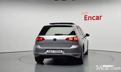 Volkswagen Golf 2015 2.0 гидро в Москве № 215199, миниатюра 4