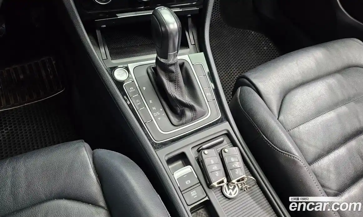 Volkswagen Golf 2015 2.0 гидро в Москве № 215199, фото 9