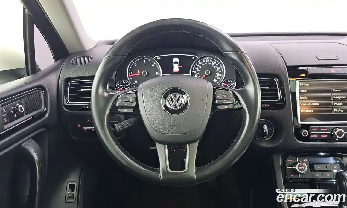 Volkswagen Touareg 2011 3.0 гидро в Москве № 220032, фото 13