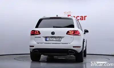Volkswagen Touareg 2011 3.0 гидро в Москве № 220032, миниатюра 4