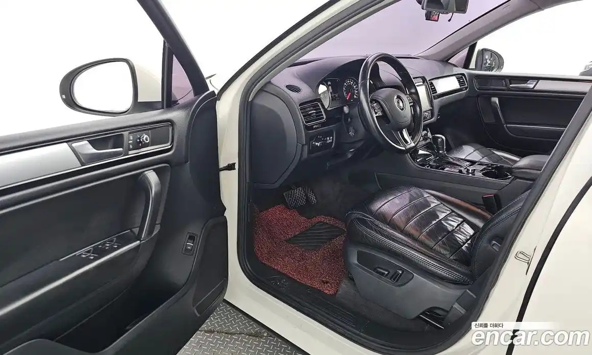 Volkswagen Touareg 2011 3.0 гидро в Москве № 220032, фото 10