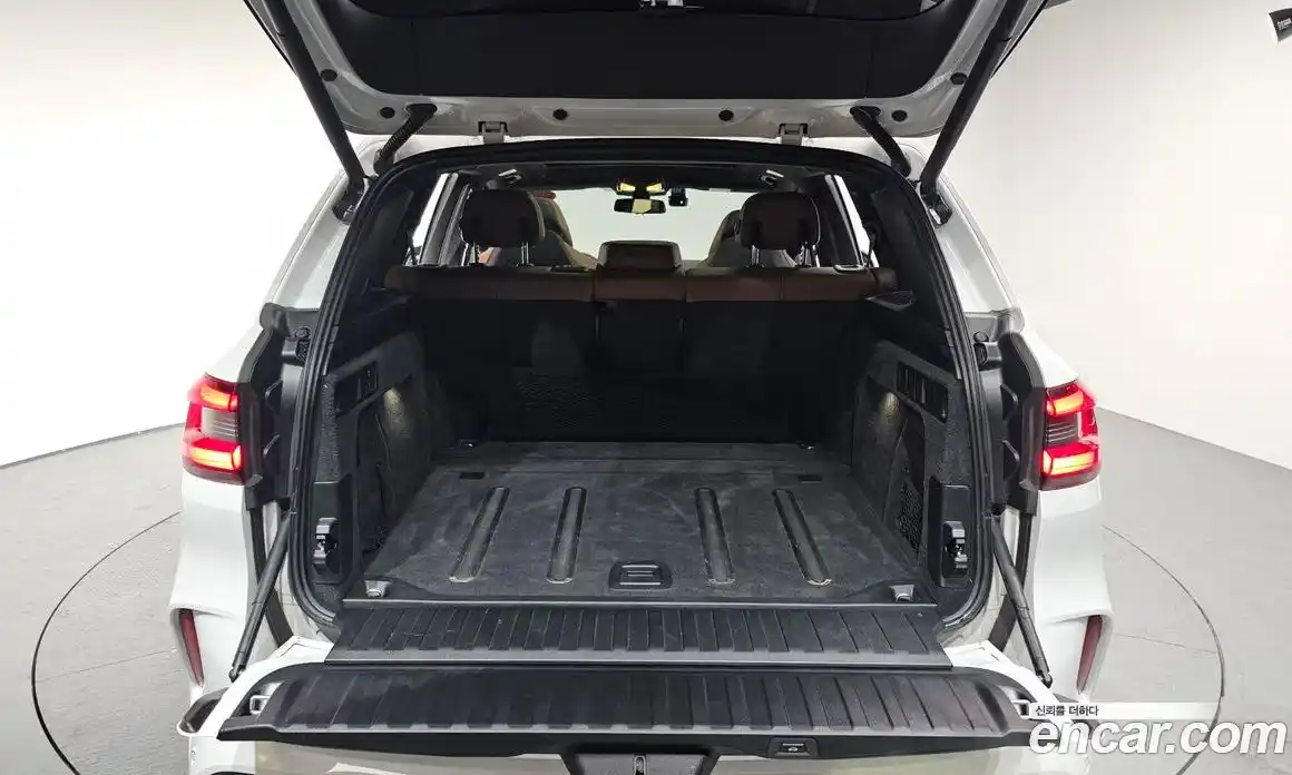 BMW X5M 2021 4.4 гидро в Москве № 229002, фото 19
