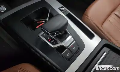 Audi Q5 2021 2.0 гидро в Москве № 229785, миниатюра 9