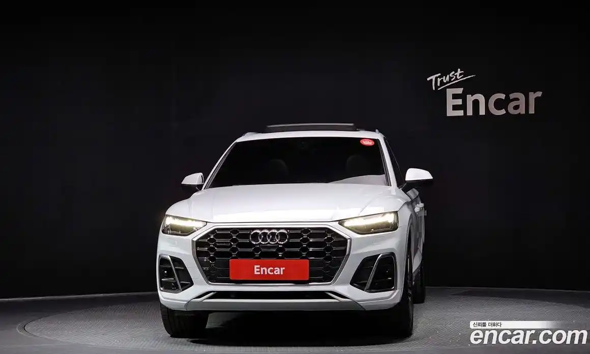Audi Q5 2022 2.0 гидро в Москве № 229797, фото 3