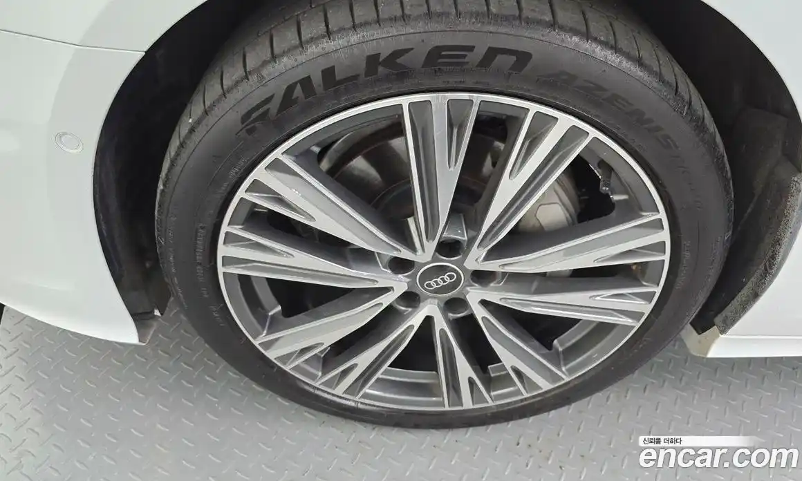 Audi A6 2022 2.0 гидро в Москве, фото 5