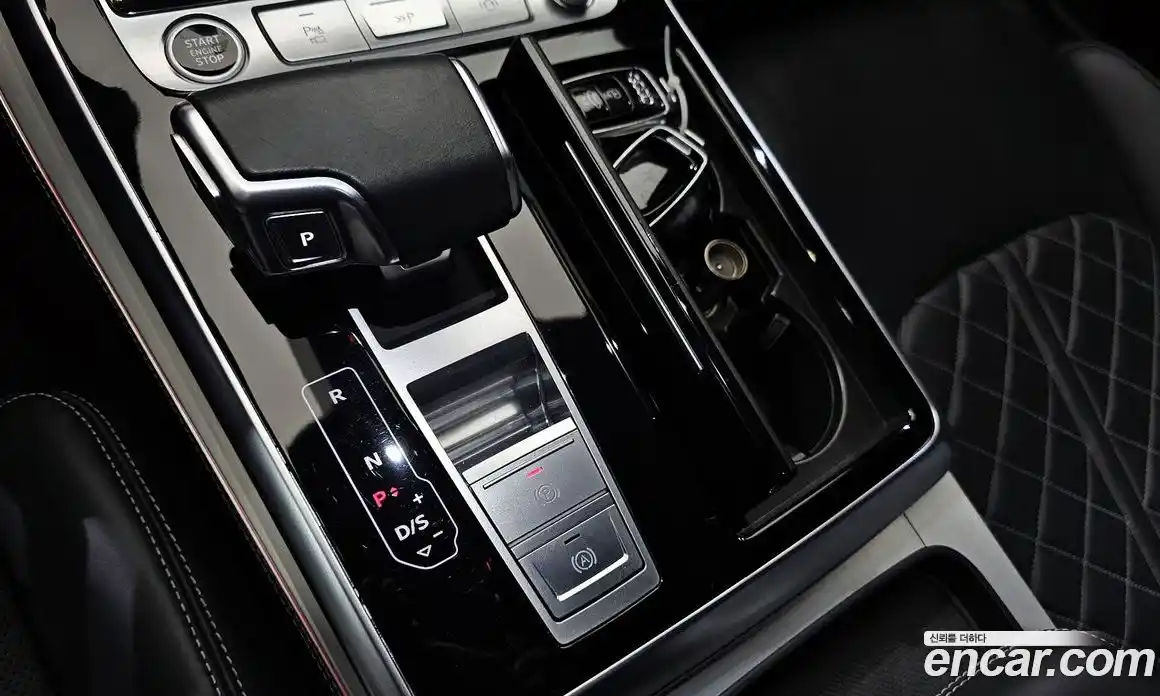Audi Q8 2021 3.0 гидро в Москве № 230136, фото 9