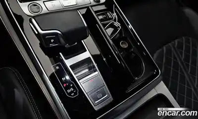 Audi Q8 2021 3.0 гидро в Москве № 230136, миниатюра 9