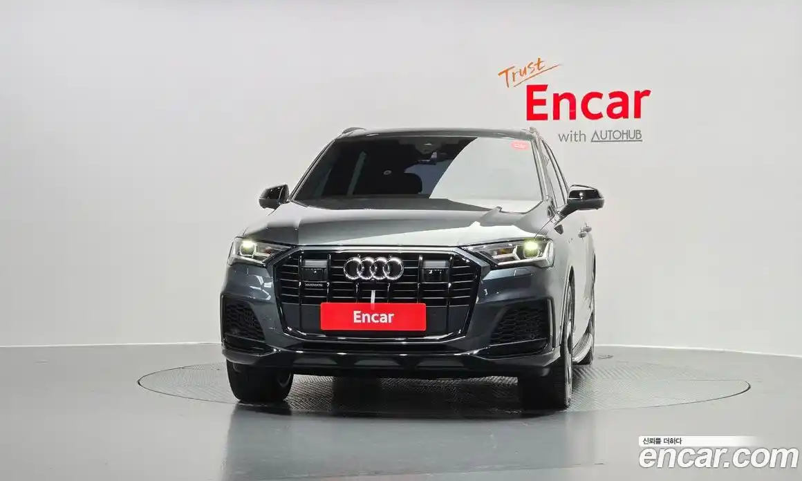 Audi Q7 2022 3.0 гидро в Москве № 230176, фото 3