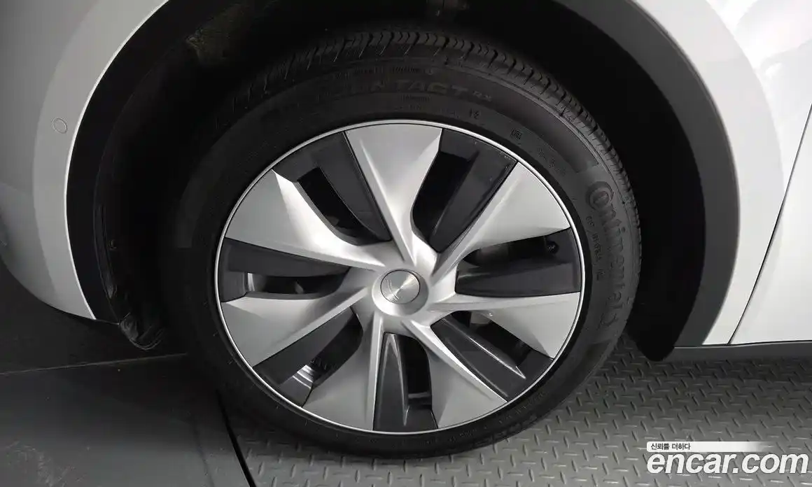 Tesla Model Y 2022 0.2 гидро в Москве № 231768, фото 5