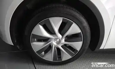 Tesla Model Y 2022 0.2 гидро в Москве № 231768, миниатюра 5