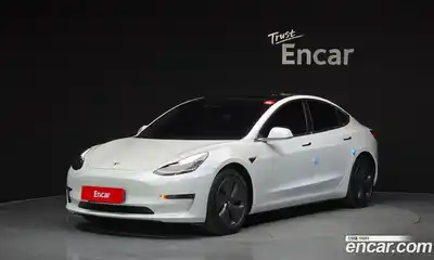 Tesla Model 3, 2020