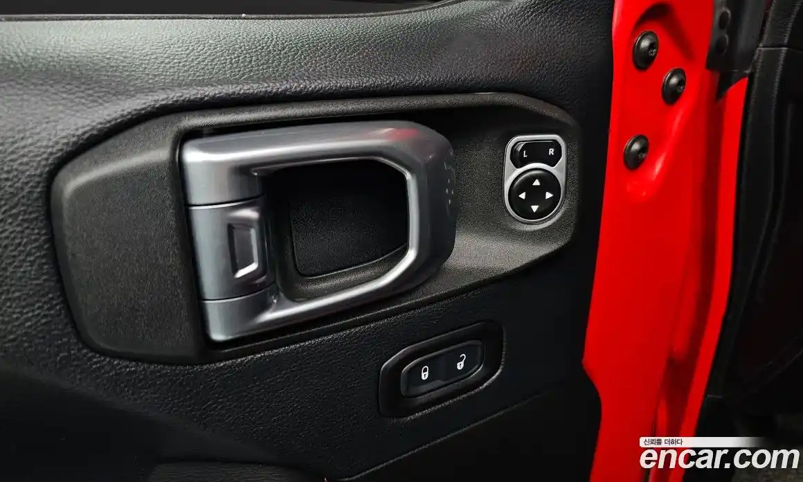Jeep Wrangler 2018 2.0 гидро в Москве № 232352, фото 18