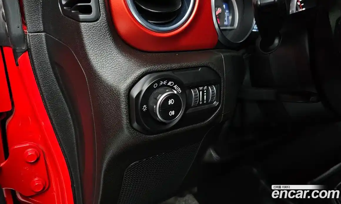 Jeep Wrangler 2018 2.0 гидро в Москве № 232352, фото 19