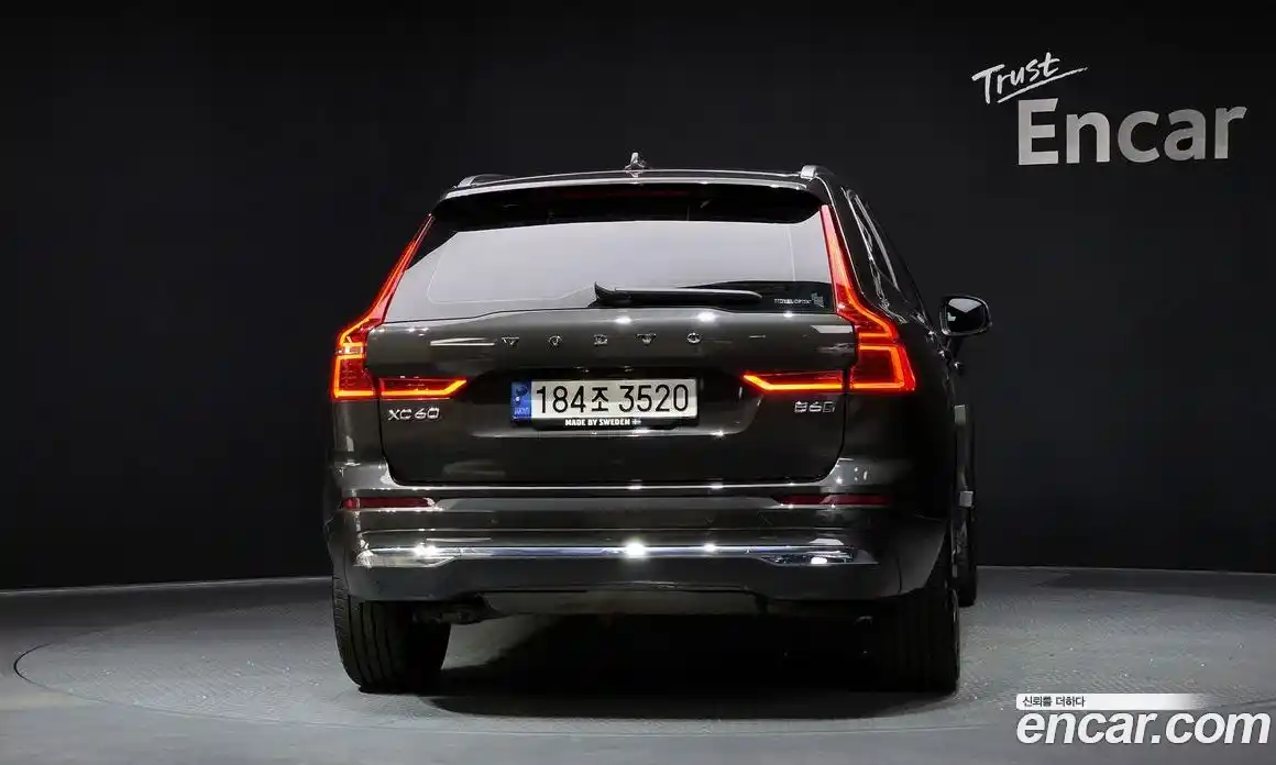 Volvo XC60 2022 2.0 гидро в Москве № 251017, фото 4