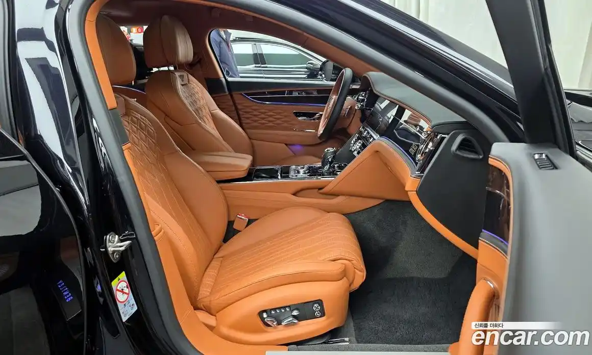 Bentley Flying Spur 2020 6.0 гидро в Москве № 256613, фото 11