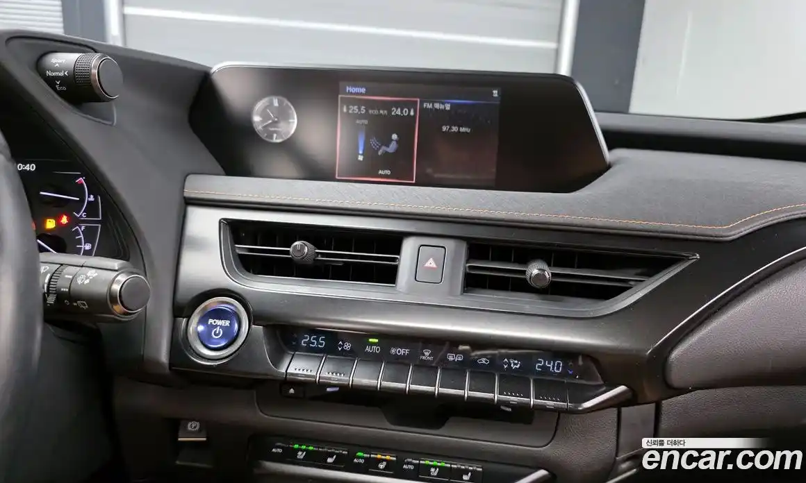 Lexus UX 2019 2.0 гидро в Москве № 272322, фото 18