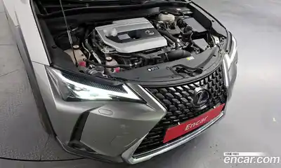 Lexus UX 2019 2.0 гидро в Москве № 272322, миниатюра 6