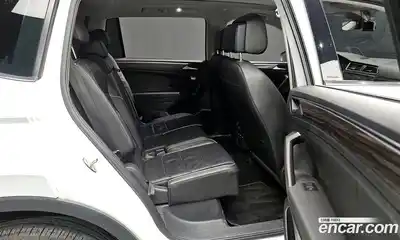 Volkswagen Tiguan 2023 2.0 гидро в Москве № 276382, миниатюра 12