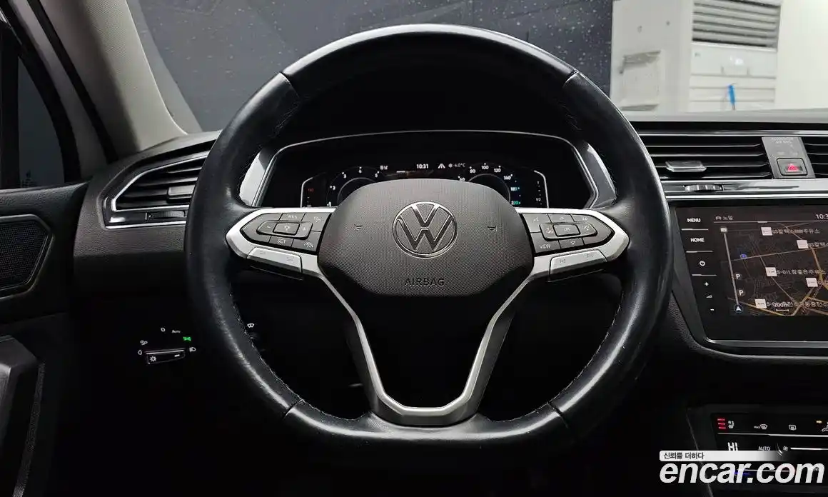 Volkswagen Tiguan 2023 2.0 гидро в Москве № 276382, фото 13