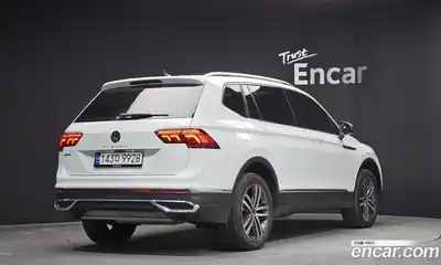 Volkswagen Tiguan 2023 2.0 гидро в Москве № 276382, миниатюра 2