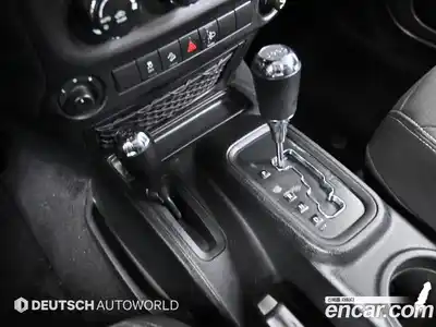 Jeep Wrangler 2017 3.6 гидро в Москве № 278453, миниатюра 9