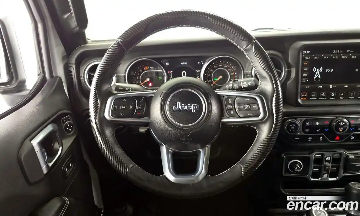 Jeep Wrangler 2021 2.0 гидро в Москве № 278768, фото 13
