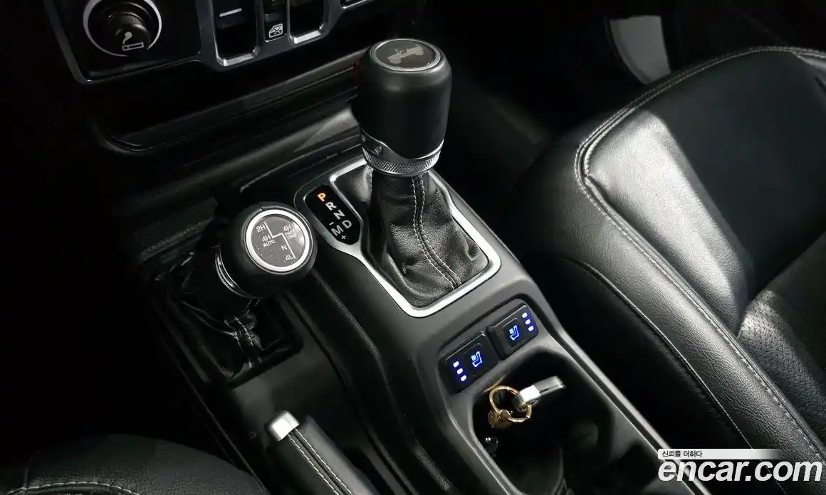 Jeep Wrangler 2021 2.0 гидро в Москве № 278768, фото 9