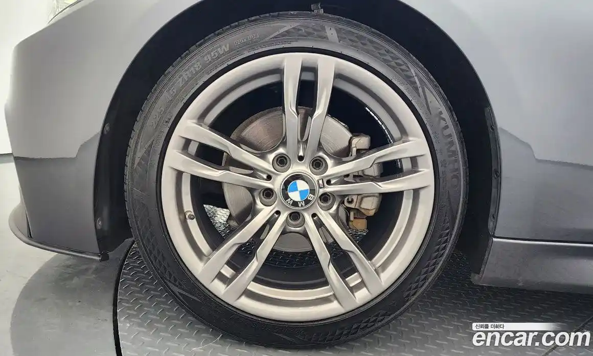 BMW 3-Series 2017 2.0 гидро в Москве № 284630, фото 4