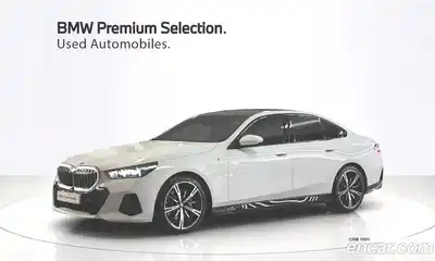 BMW 5-Series, 2024